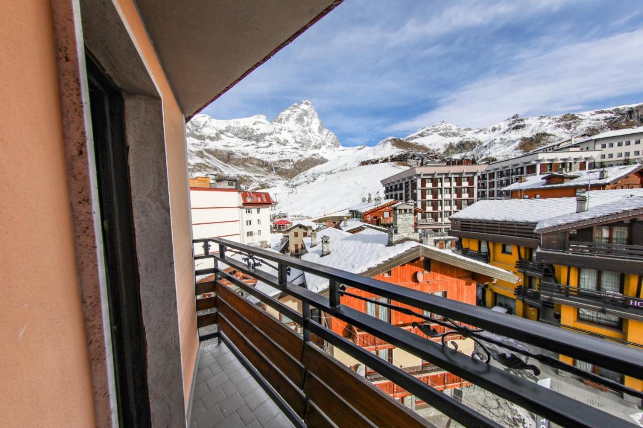Hotel Sporting Breuil-Cervinia Buitenkant foto
